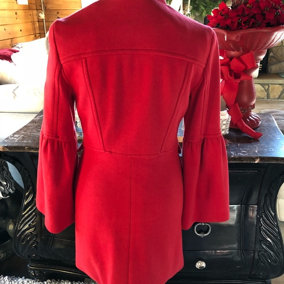 Bright Red Coat - Picture 4 of 4